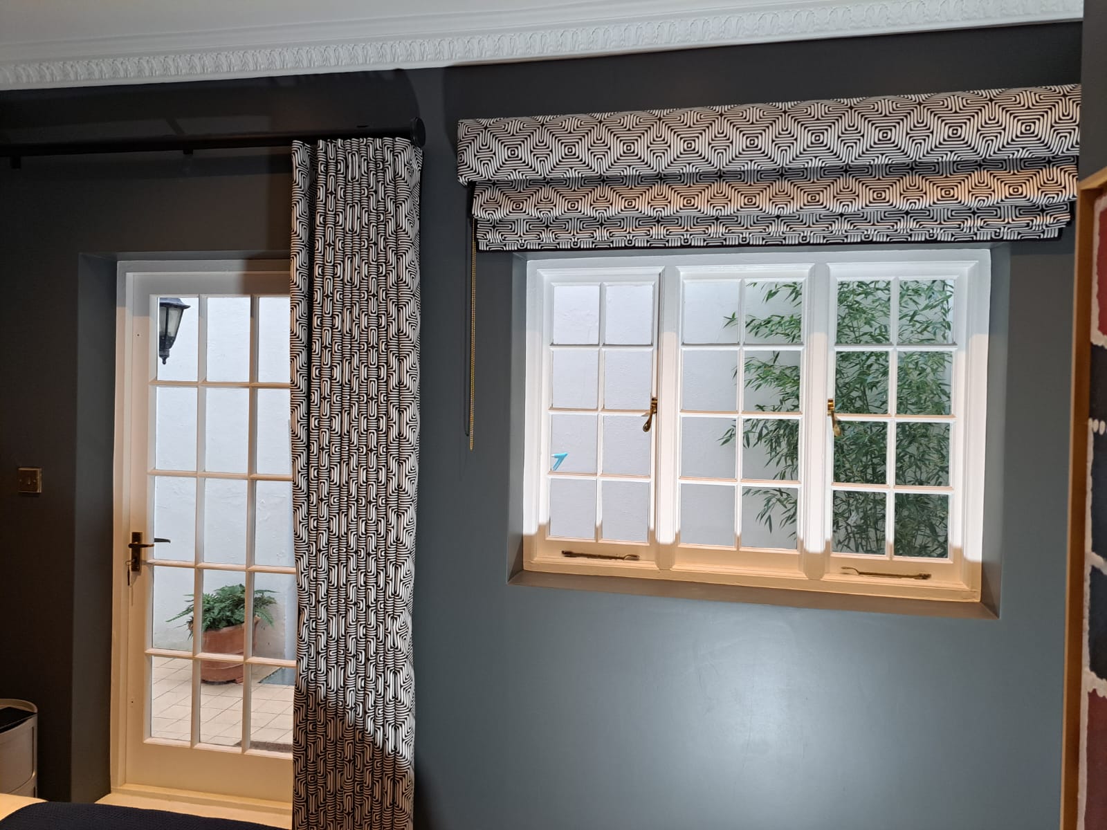 Domed Pelmet over Roman Blind